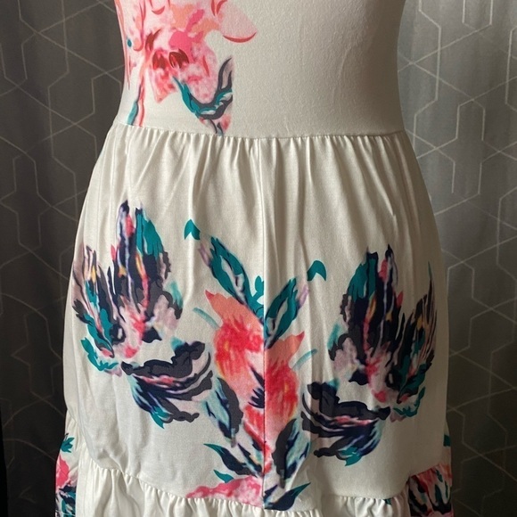 NWT-OUGES-WHITE FLORAL TANK DRESS-SIZE SMALL - Picture 10 of 13
